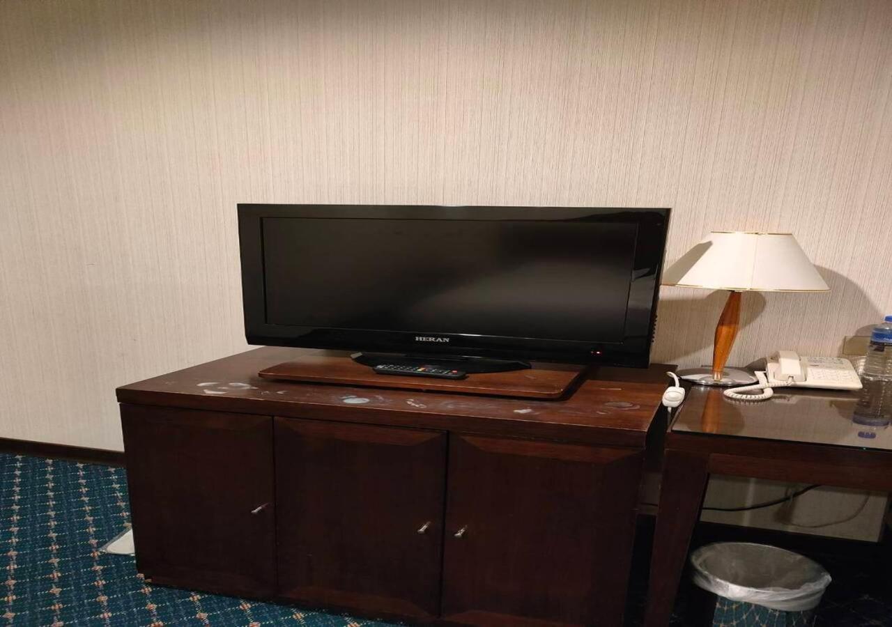 Champion Hotel Тайпей Екстериор снимка