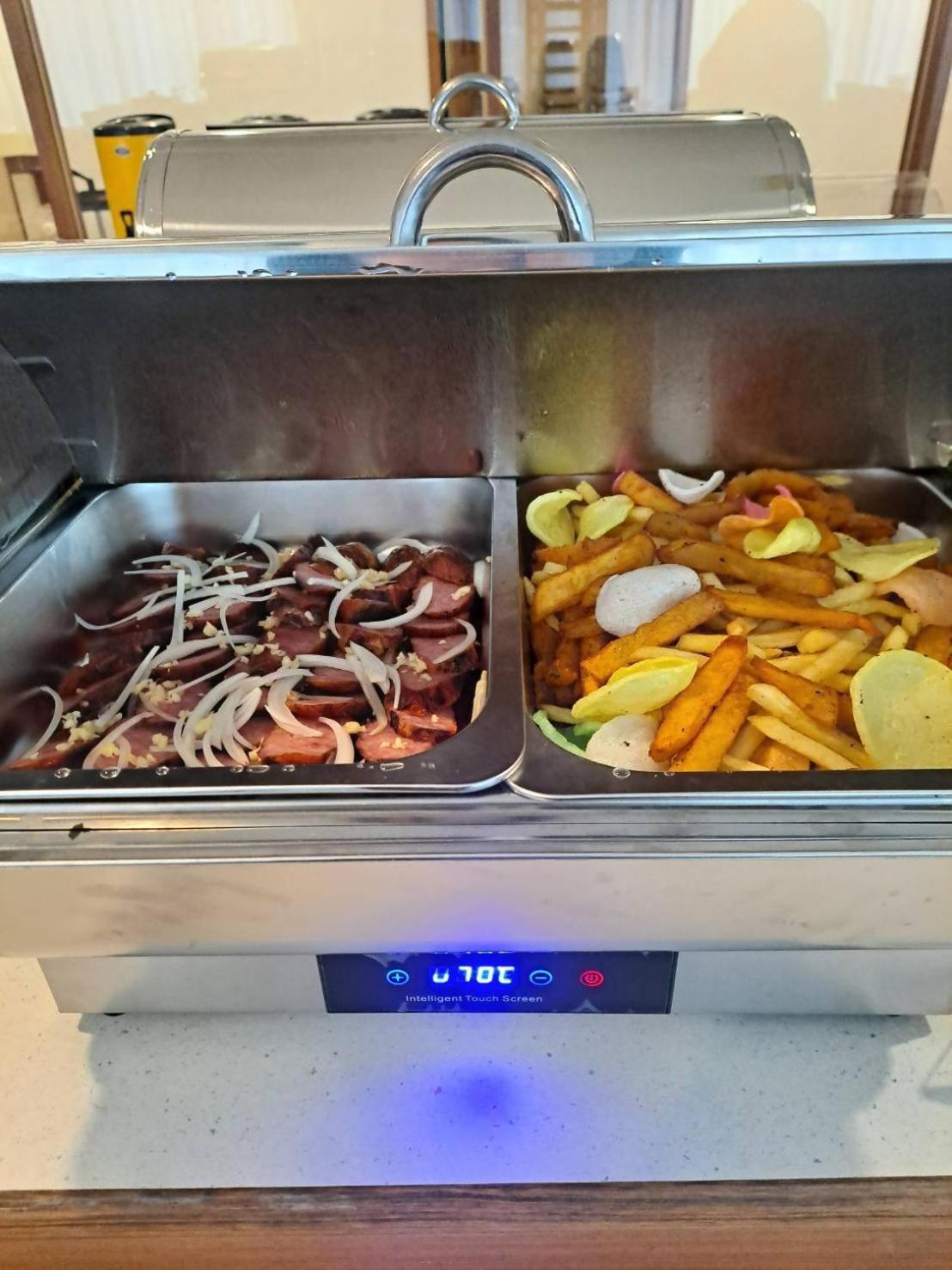 Champion Hotel Тайпей Екстериор снимка