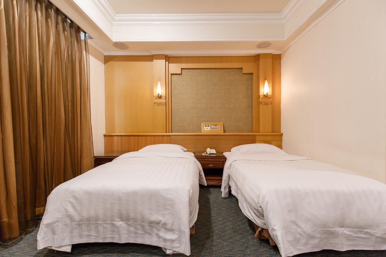 Champion Hotel Тайпей Екстериор снимка