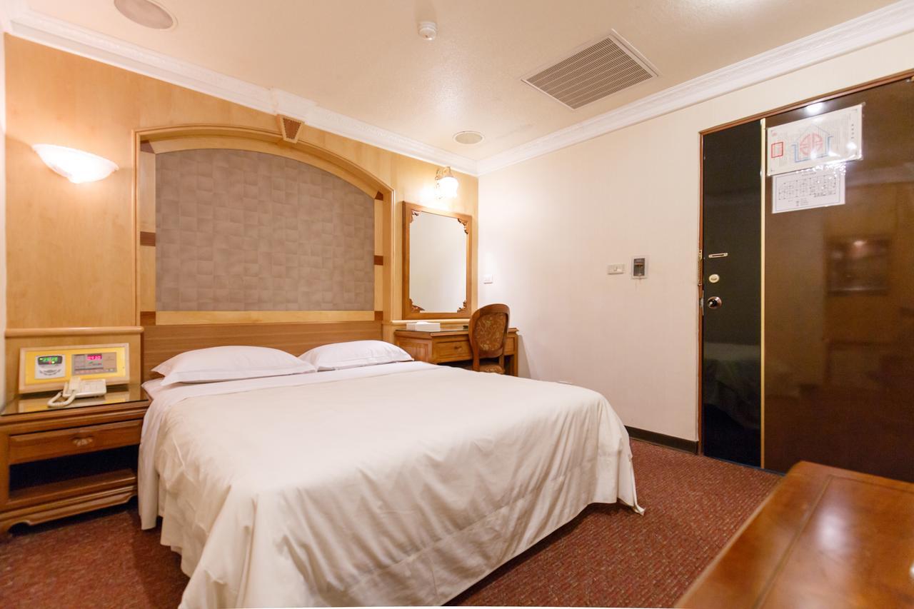 Champion Hotel Тайпей Екстериор снимка